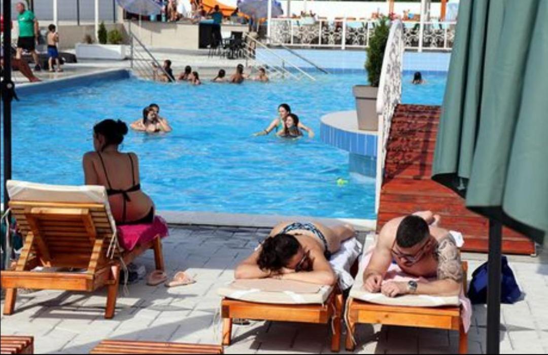 Royalwings Apartman Jagodina Ngoại thất bức ảnh